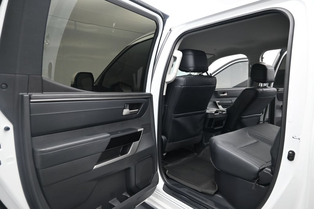Used 2024 Toyota Tundra Limited AWD/4WD image 12