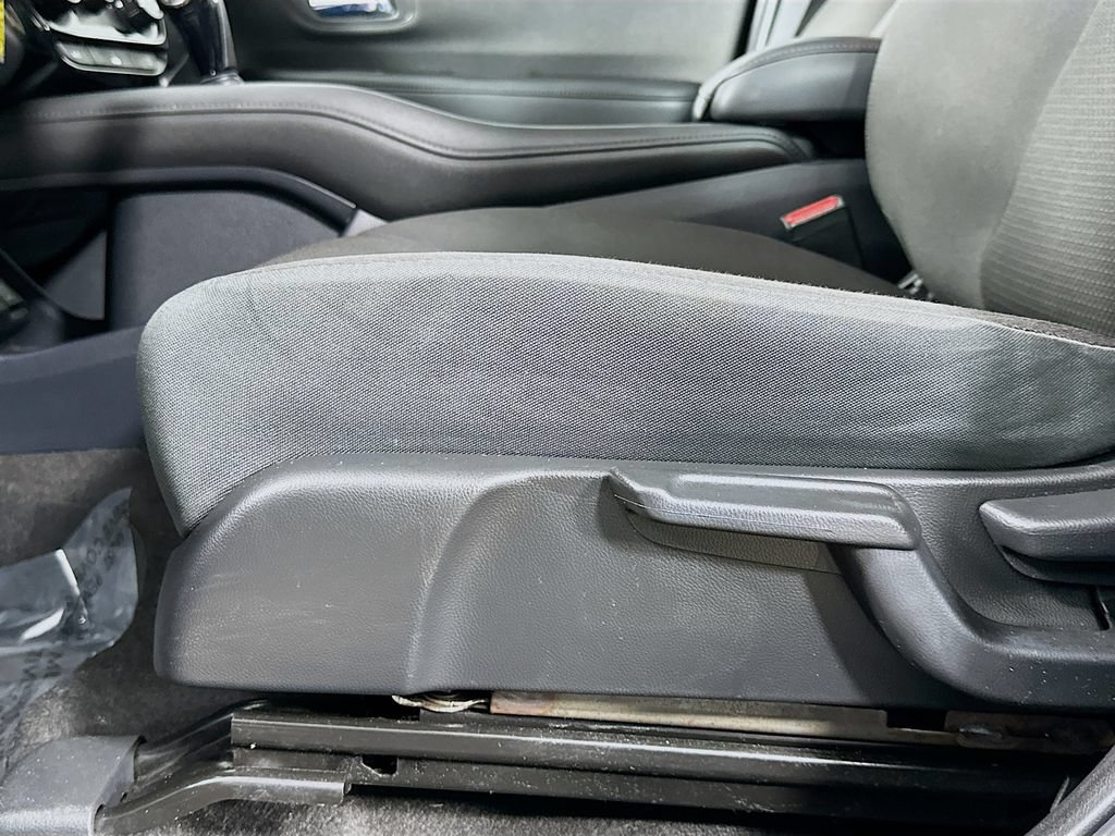 Used 2021 Honda HR-V LX image 18