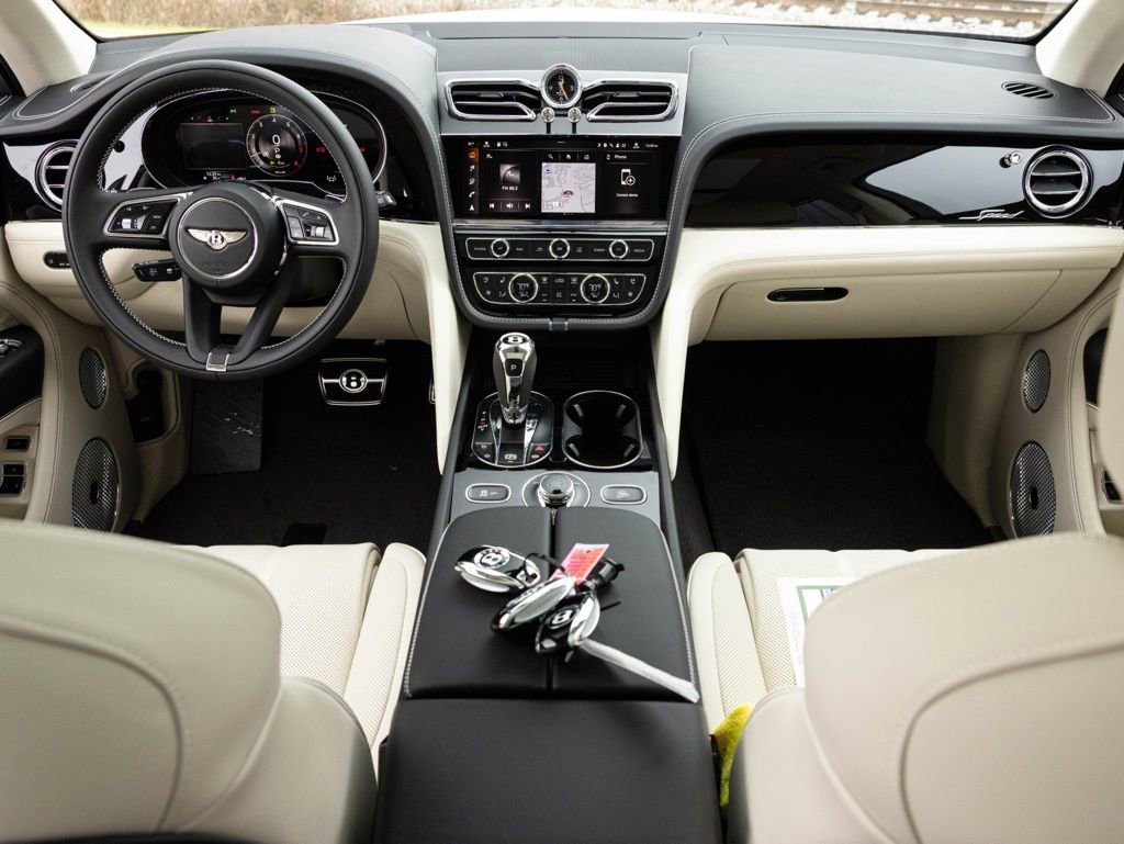New 2026 Bentley Bentayga Speed AWD/4WD image 2