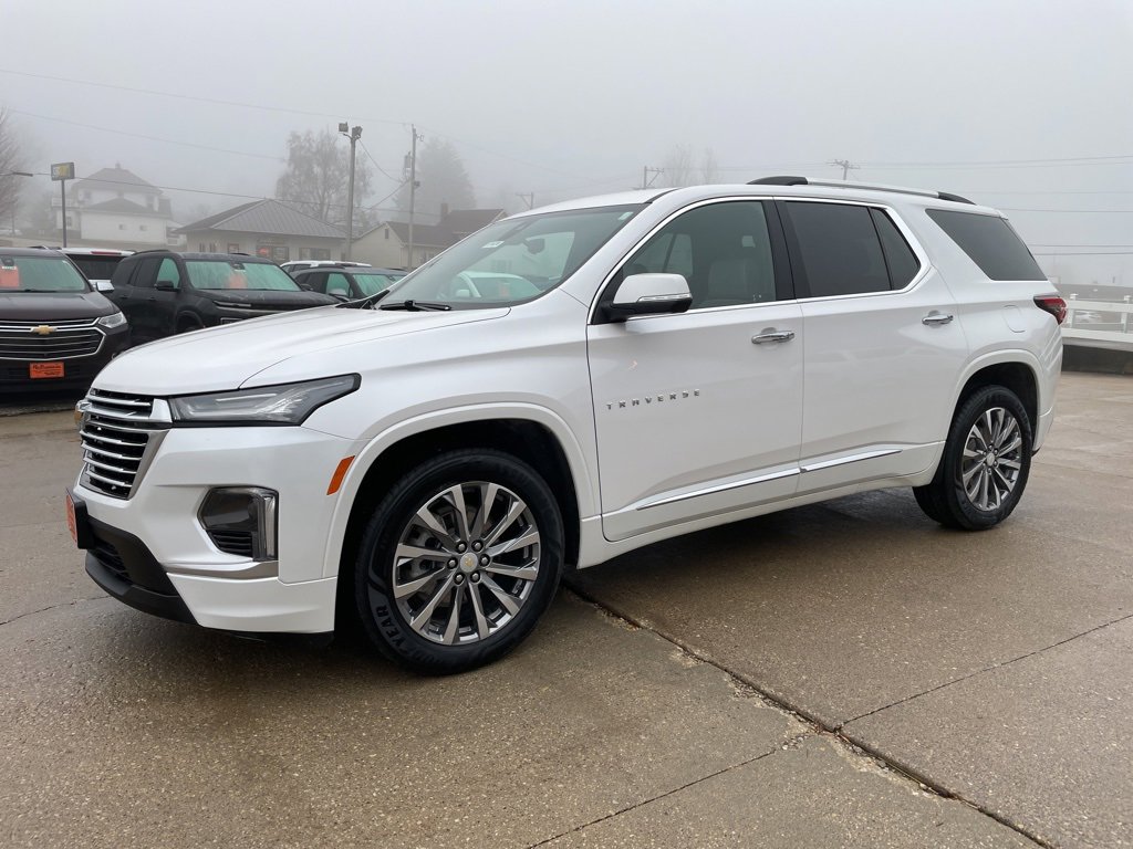 Used 2023 Chevrolet Traverse Premier w/ LPO, Floor Liner Package