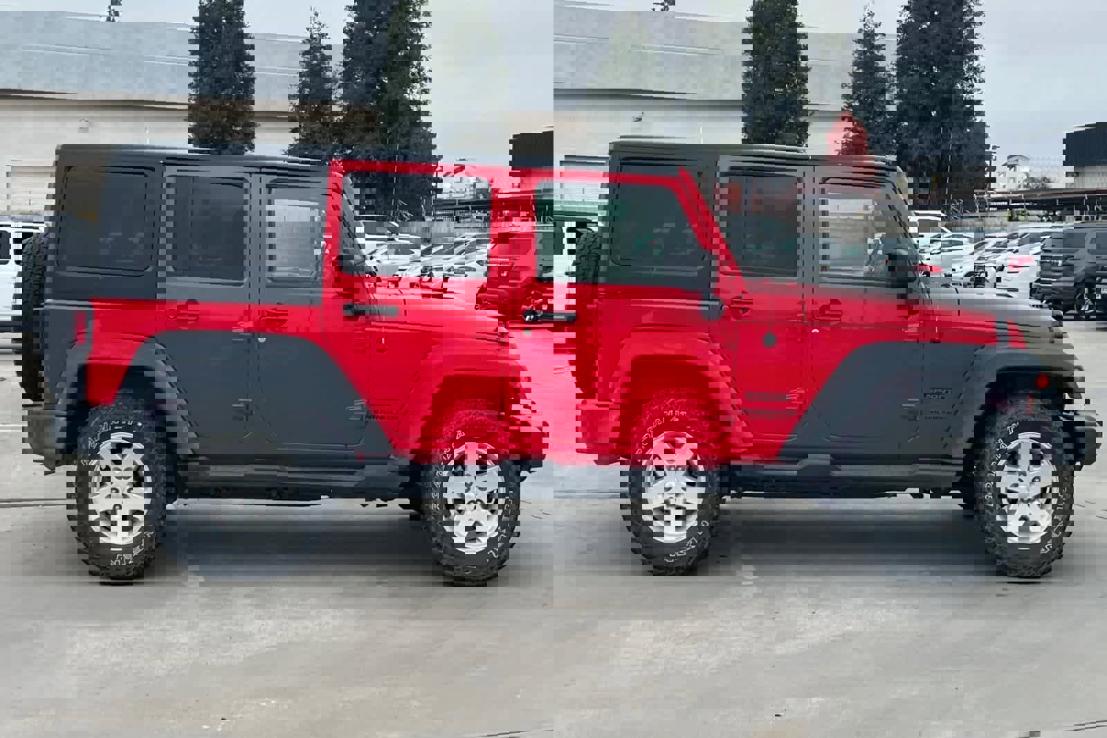 Used 2017 Jeep Wrangler Unlimited Sport w/ Quick Order Package 24S image 9