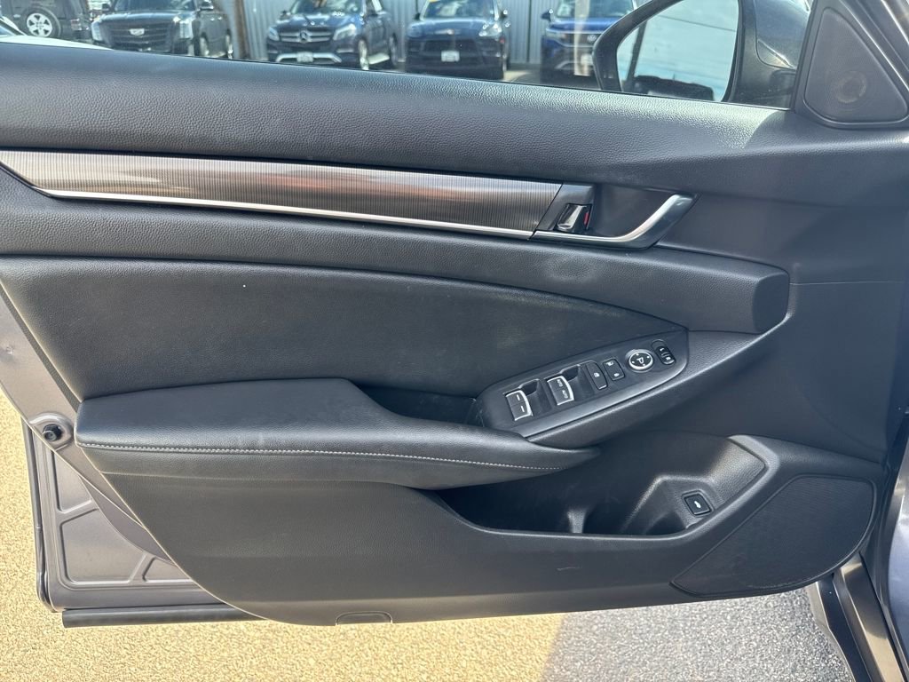 Used 2019 Honda Accord Sport image 10
