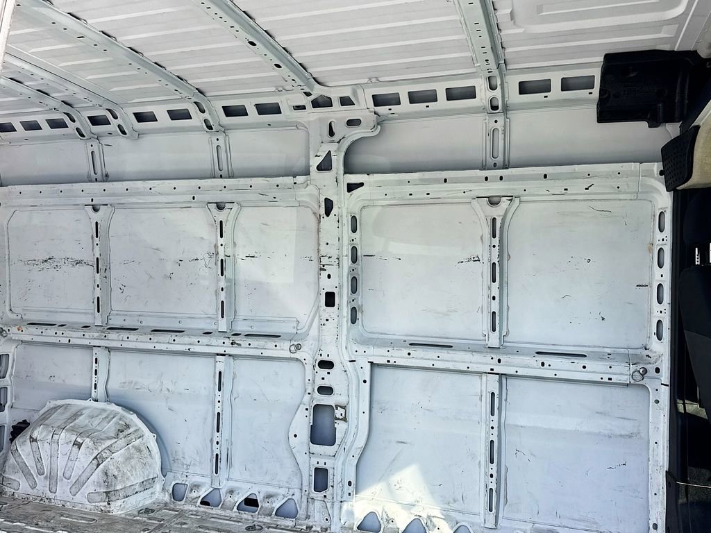 Used 2023 RAM ProMaster 3500 FWD image 9