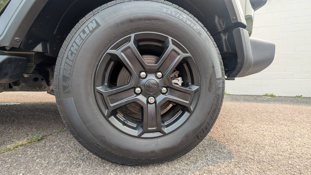 Used 2022 Jeep Wrangler Unlimited Sport AWD/4WD image 19