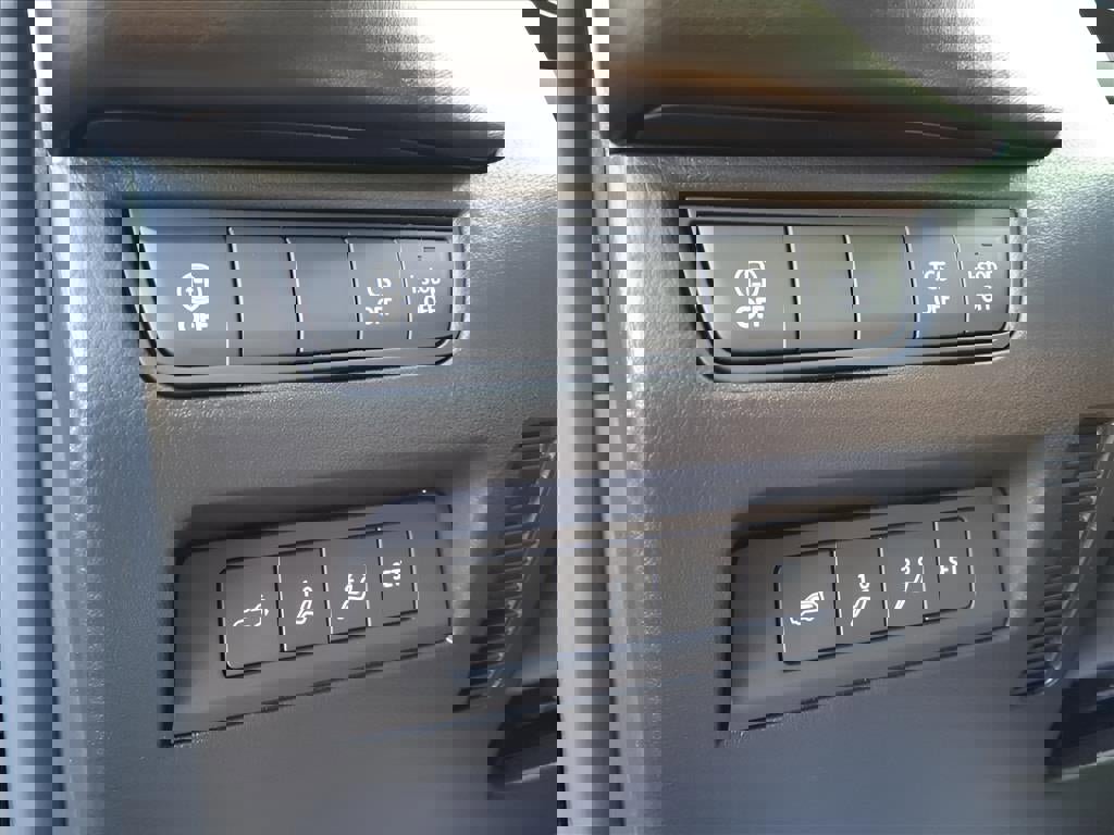 Used 2023 MAZDA CX-50 AWD 2.5 Turbo w/ Cargo Package image 18