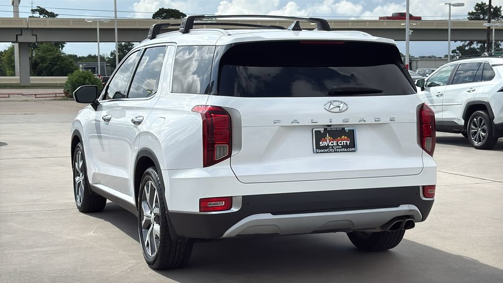 Used 2022 Hyundai Palisade SEL w/ 8P Bench Seat Package FWD image 3