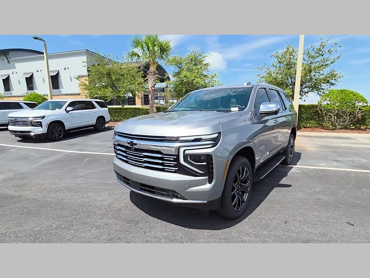 New 2026 Chevrolet Tahoe Premier w/ Sun And Tow Package AWD/4WD image 25