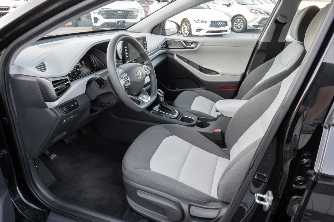 Used 2020 Hyundai Ioniq Blue FWD image 14