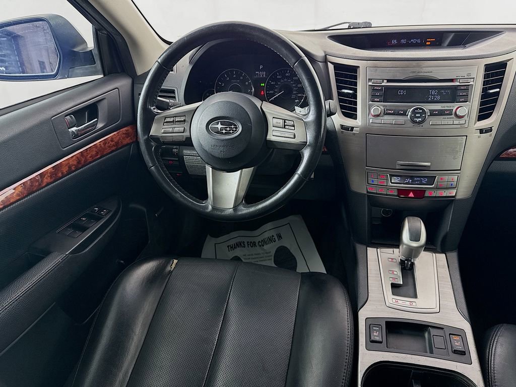 Used 2011 Subaru Outback 2.5i Limited image 26