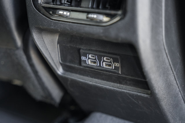 Used 2023 Jeep Grand Cherokee L Laredo AWD/4WD image 42