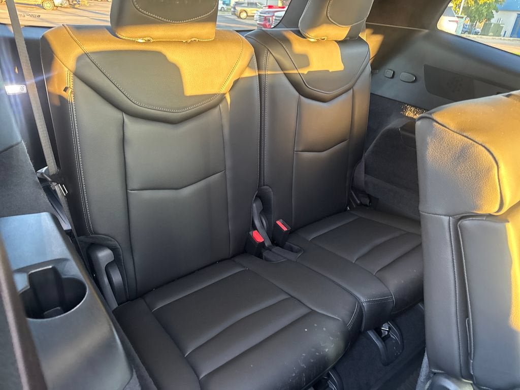 Certified 2024 Cadillac XT6 Luxury w/ LPO, Floor Liner Package AWD/4WD image 15