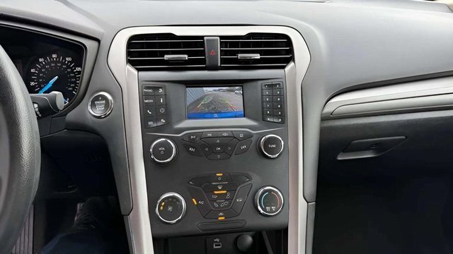 Used 2020 Ford Fusion S image 31