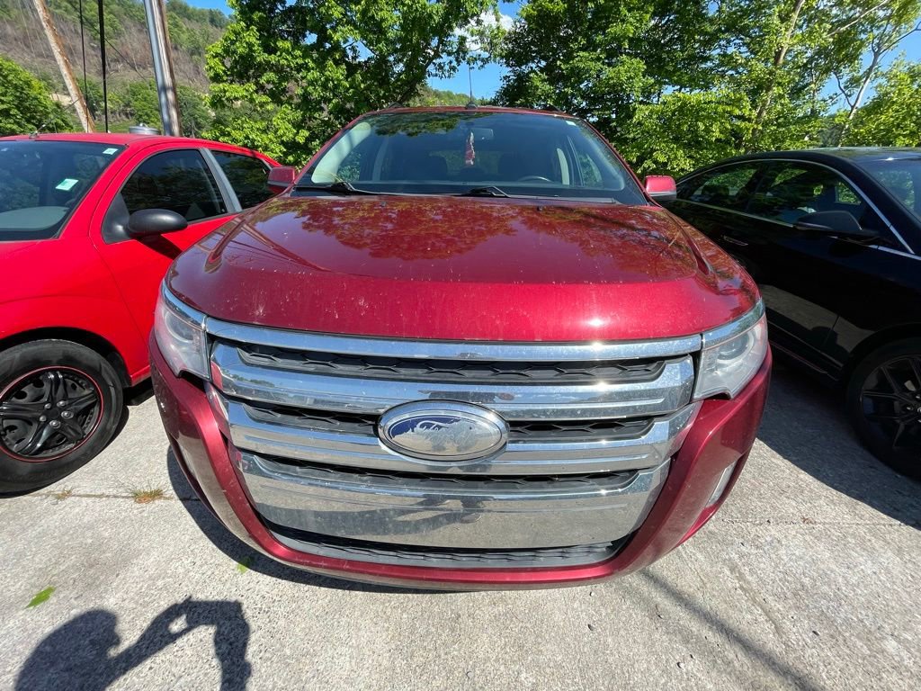 Used 2017 Ford Escape SE AWD/4WD image 2