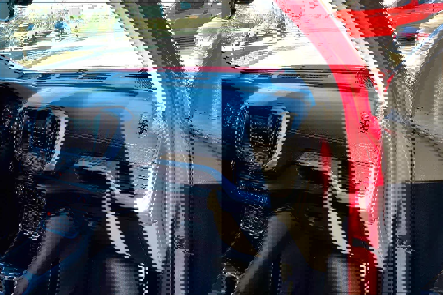 Used 2021 GMC Terrain SLE image 19