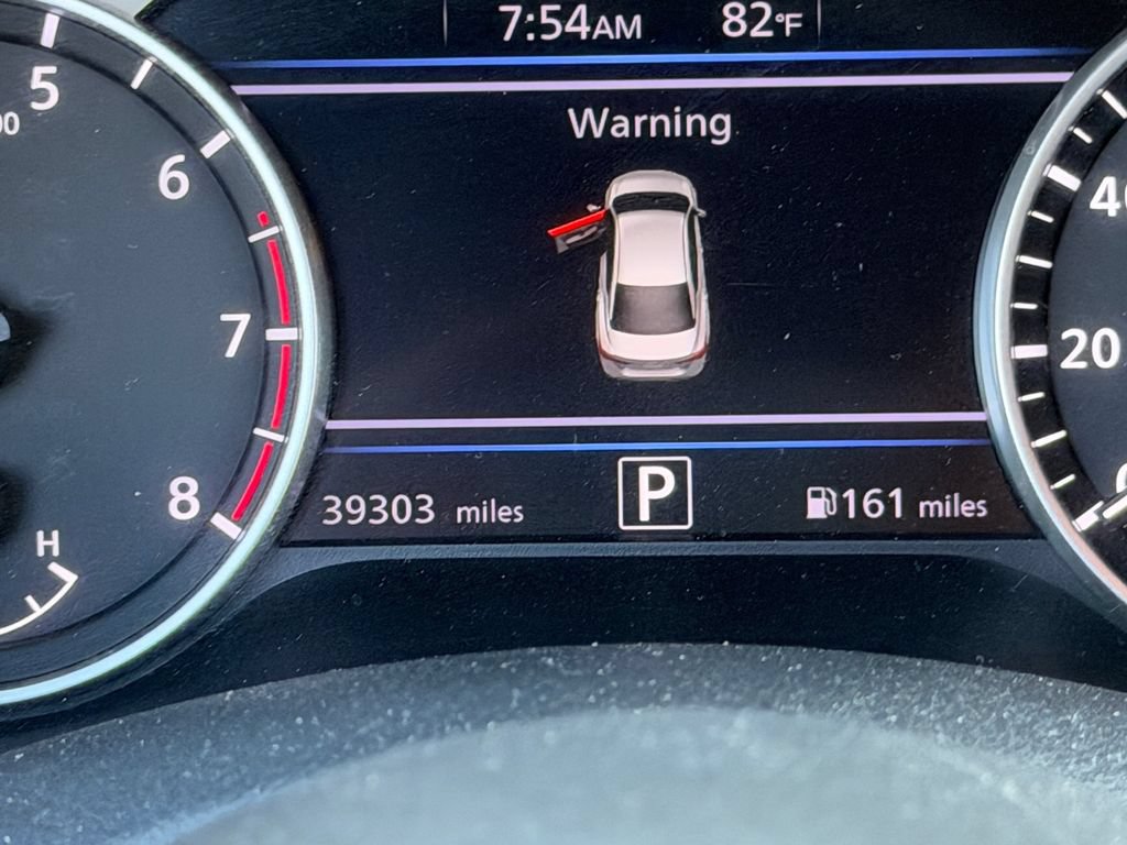 Certified 2021 Nissan Sentra SV FWD image 26