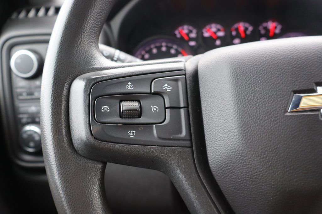Used 2023 Chevrolet Silverado 1500 Custom image 7