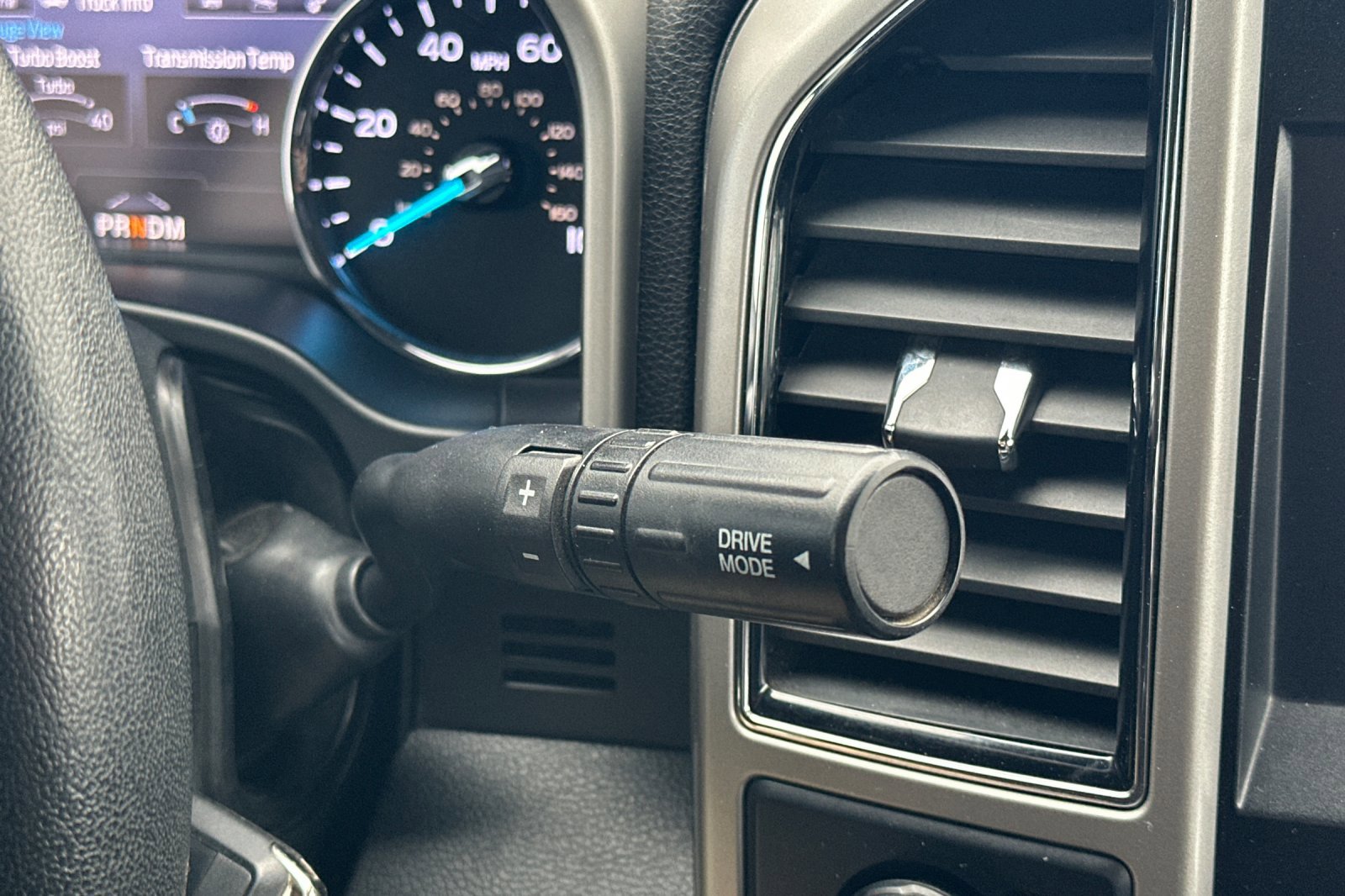 Used 2020 Ford F250 Lariat w/ Lariat Value Package image 21