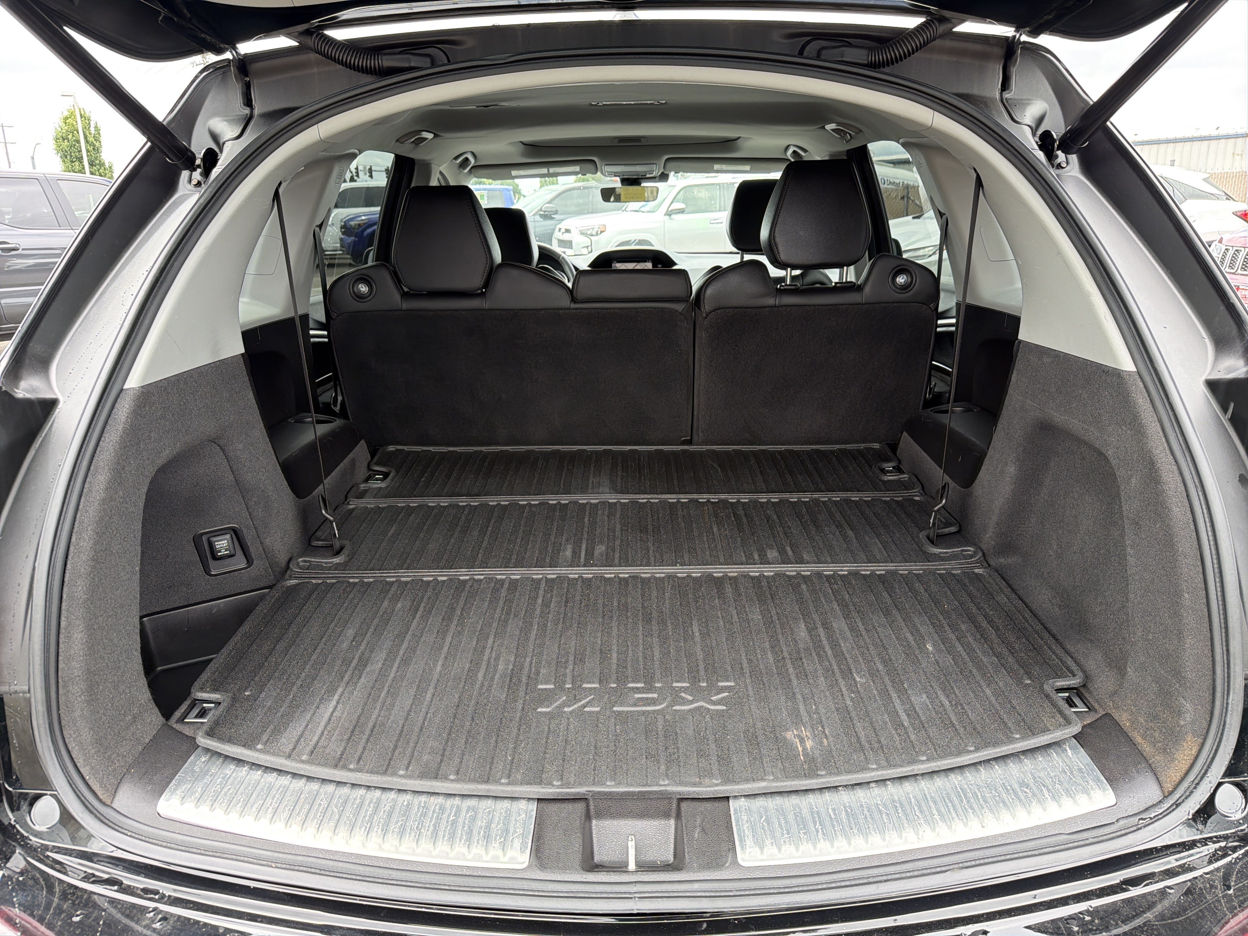 Used 2018 Acura MDX w/ Technology Package AWD/4WD image 5