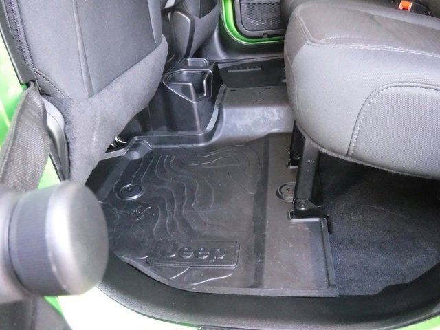 Used 2019 Jeep Wrangler Unlimited Sport image 40