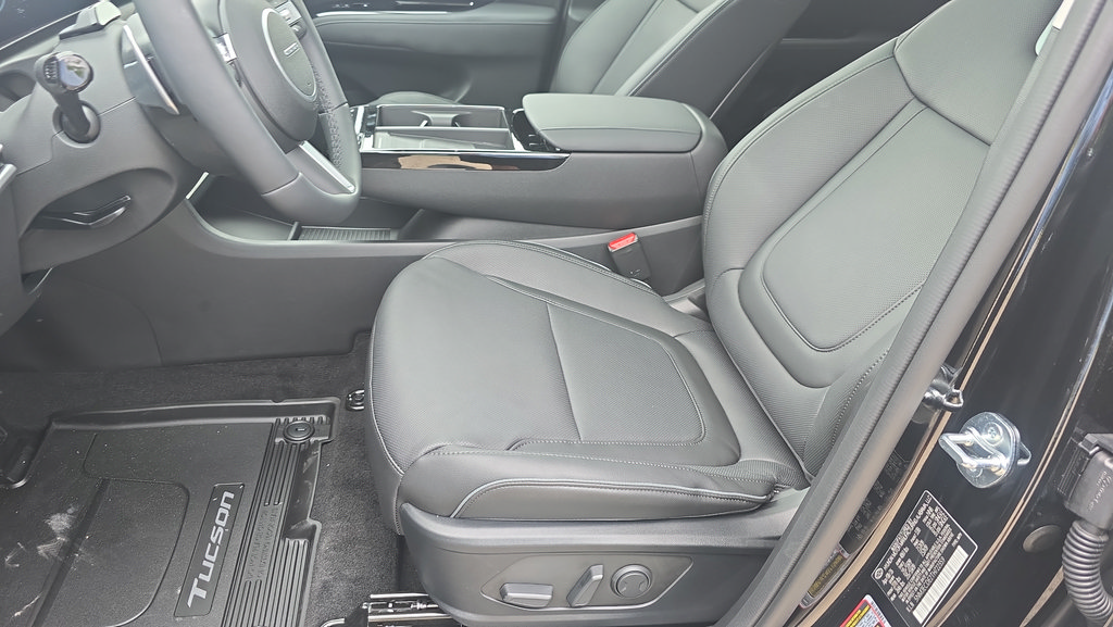 New 2026 Hyundai Tucson Limited AWD/4WD image 14