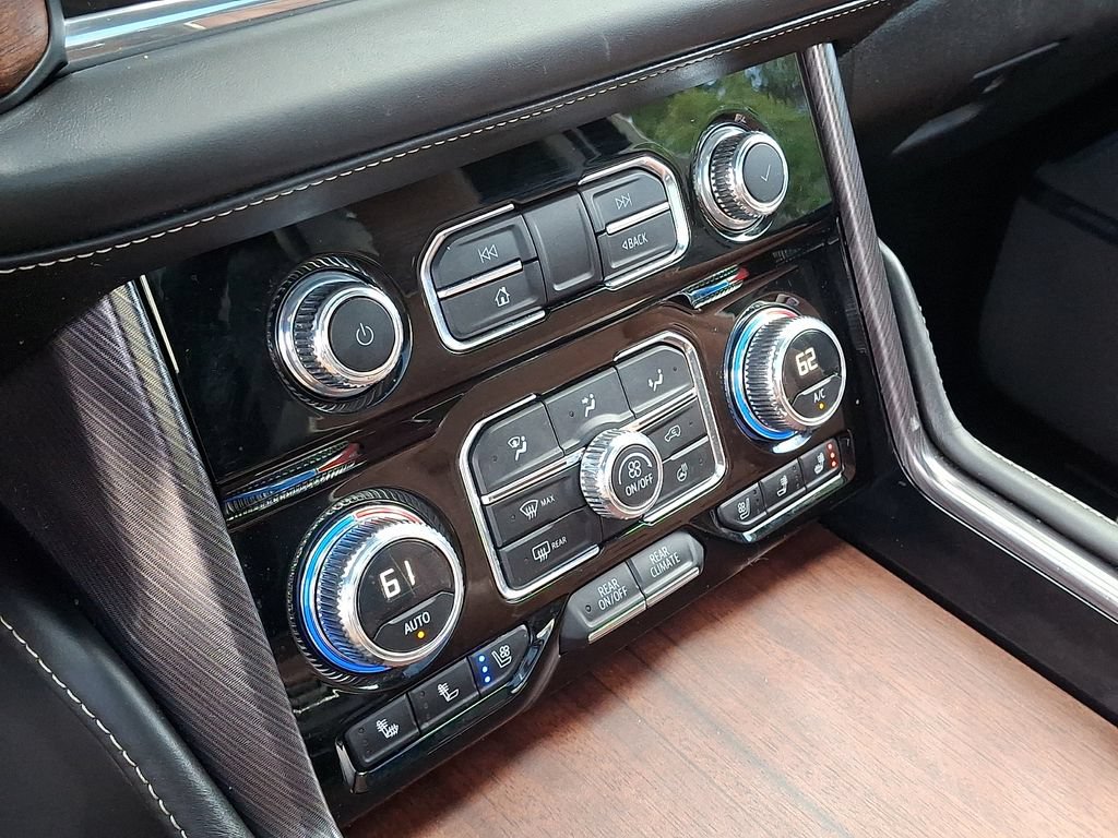 Certified 2023 GMC Yukon XL Denali Ultimate AWD/4WD image 19