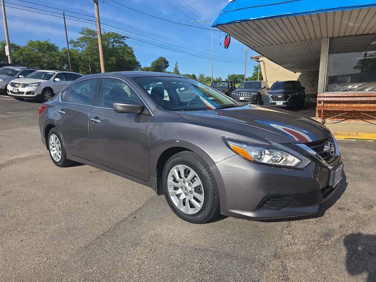Used 2017 Nissan Altima 2.5 S w/ Power Driver Seat Package FWD image 6