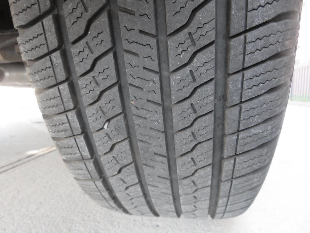 Used 2017 Ford F150 XLT w/ Equipment Group 302A Luxury AWD/4WD image 34