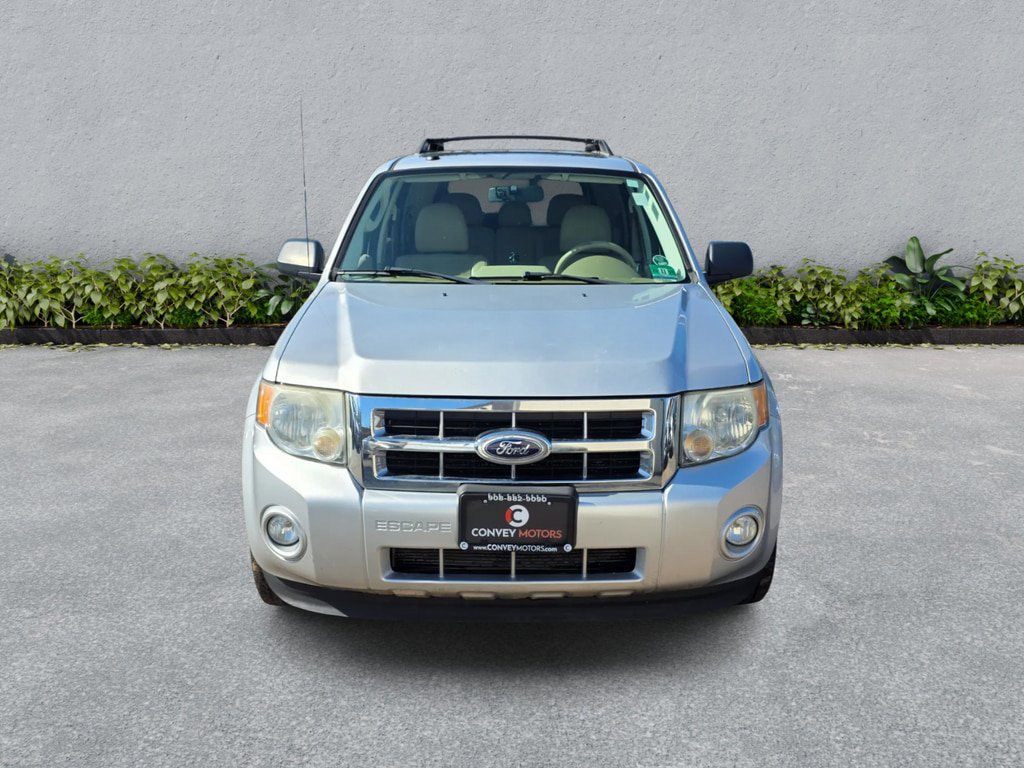 Used 2010 Ford Escape XLT image 3