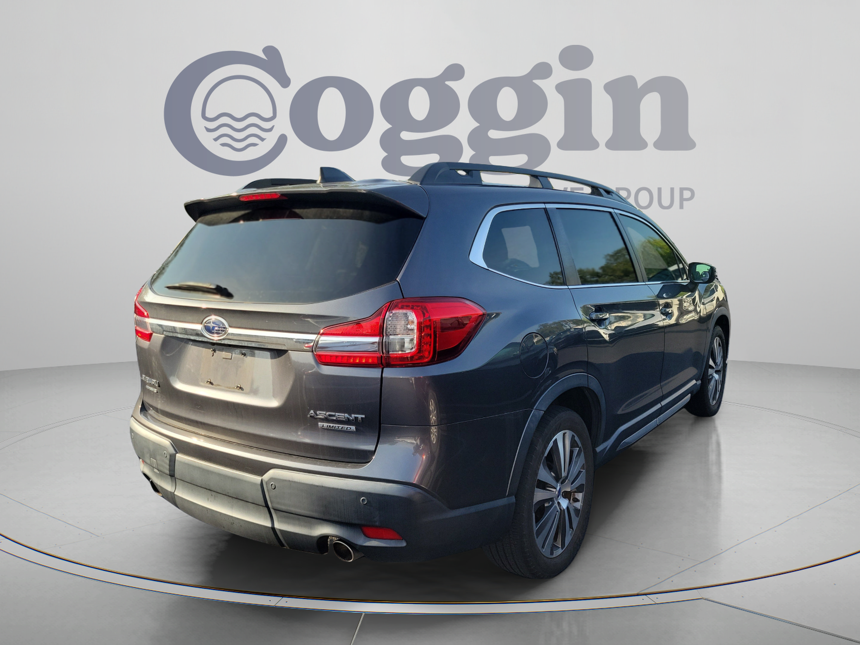Used 2021 Subaru Ascent Limited w/ Technology Package AWD/4WD image 5