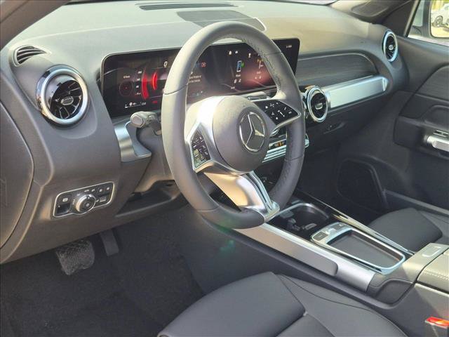 New 2026 Mercedes-Benz GLB 250 image 3