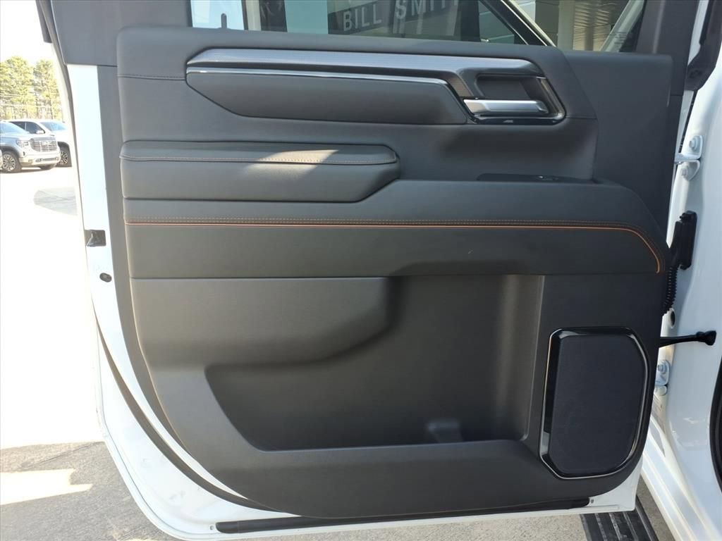 Used 2024 GMC Sierra 2500 AT4 w/ AT4 Premium Plus Package image 23