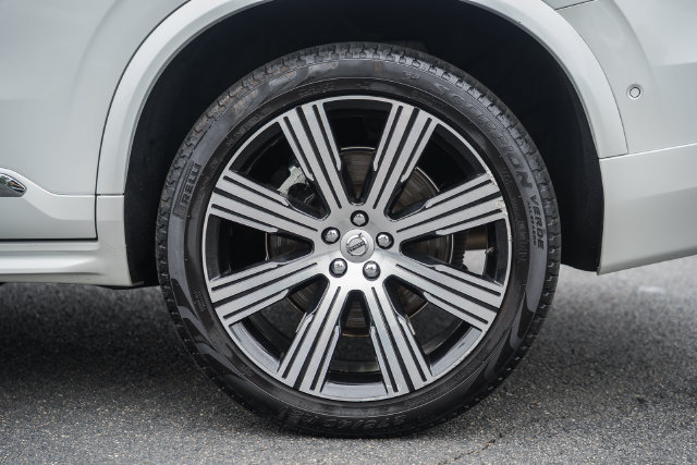 Certified 2024 Volvo XC90 T8 Ultimate w/ Lounge Package AWD/4WD image 18