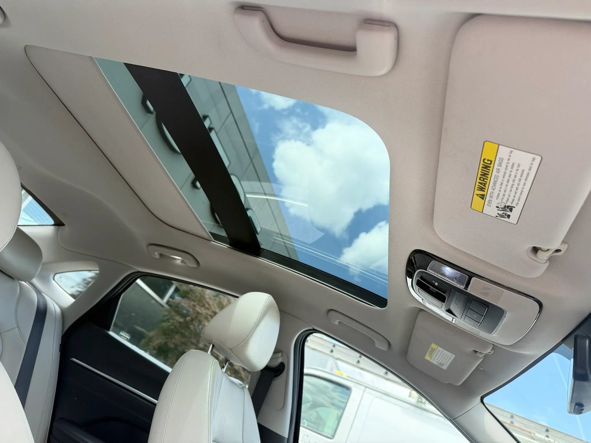 Used 2020 Hyundai Sonata Limited w/ Cargo Package FWD image 12