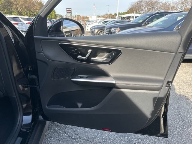Certified 2025 Mercedes-Benz GLC 300 4MATIC image 11