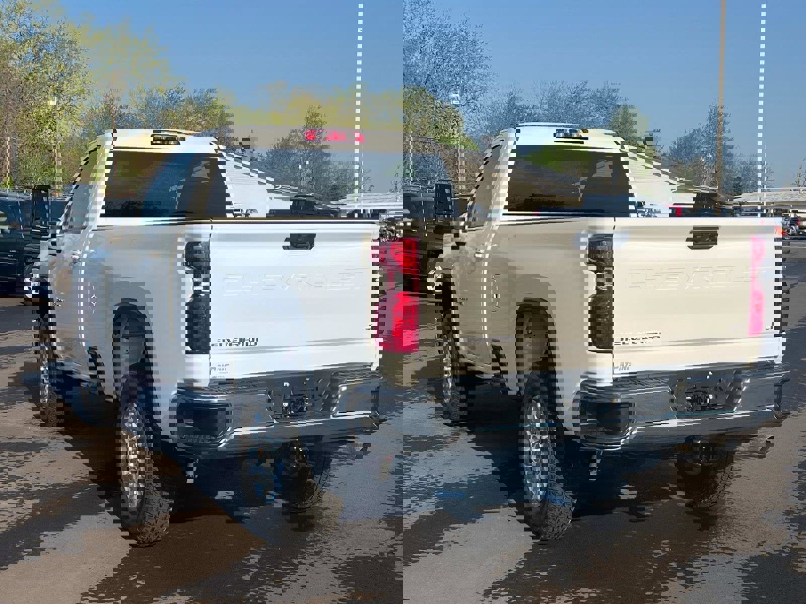 New 2025 Chevrolet Silverado 3500 LT image 5