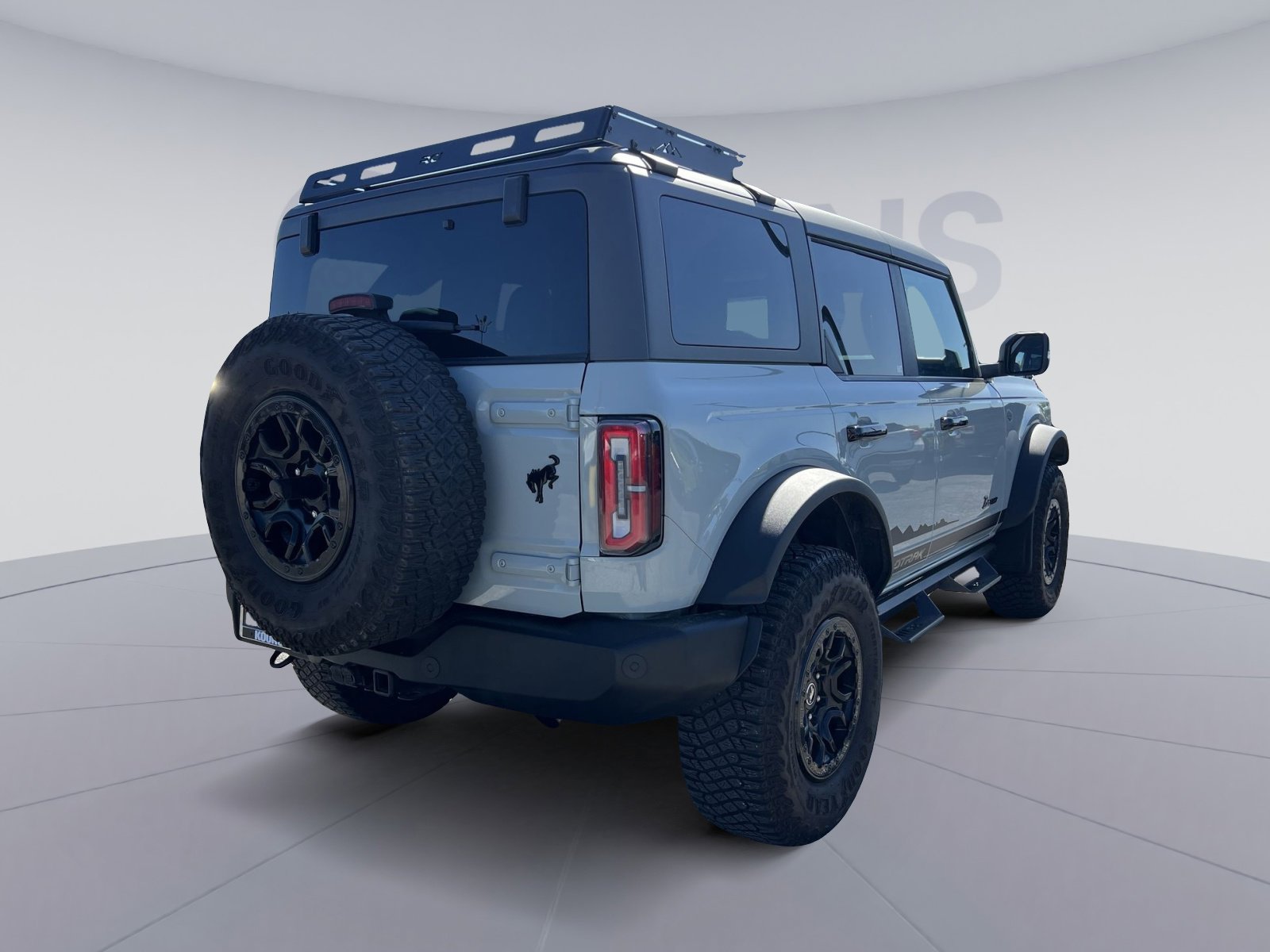 Used 2023 Ford Bronco Wildtrak image 16