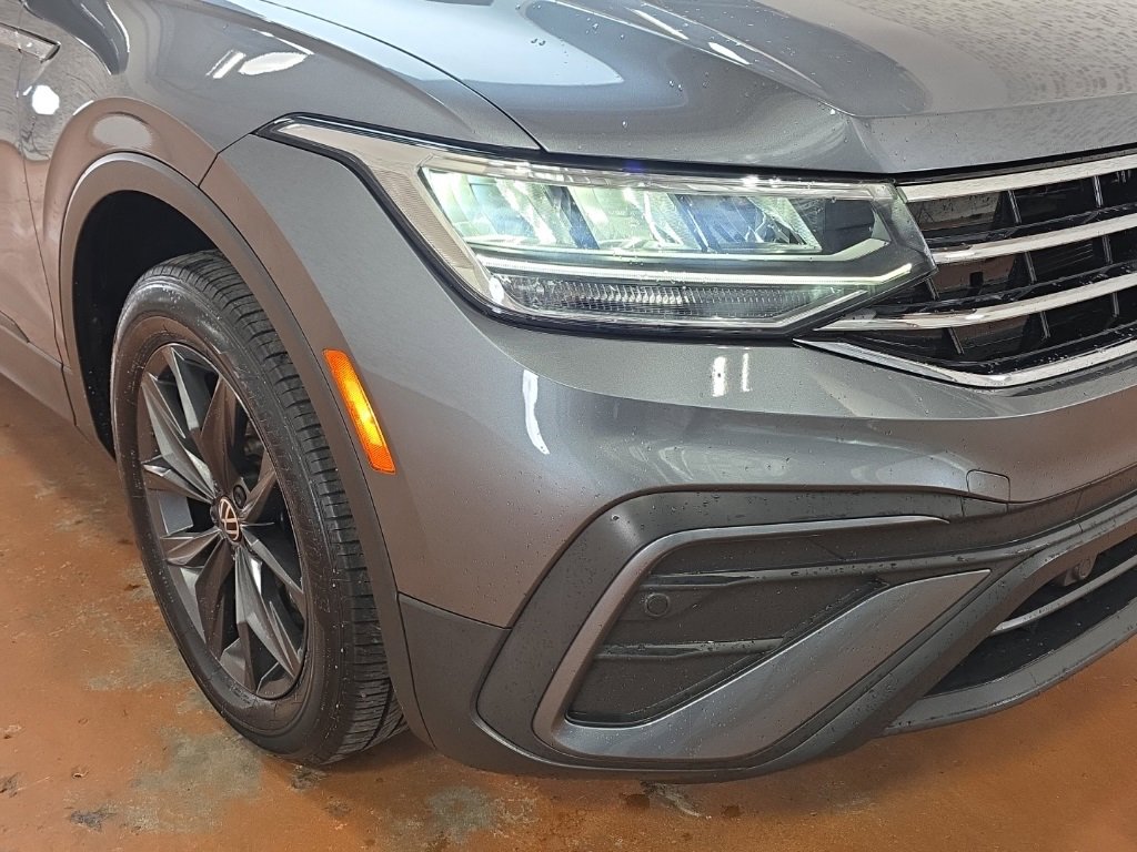 Used 2023 Volkswagen Tiguan SE image 11