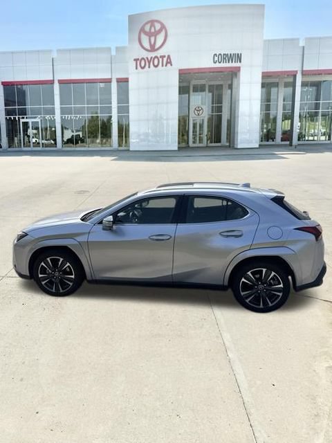 Used 2026 Lexus UX 300h AWD w/ Accessory Package (2T) image 13