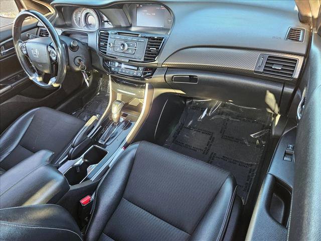 Used 2017 Honda Accord Sport image 19