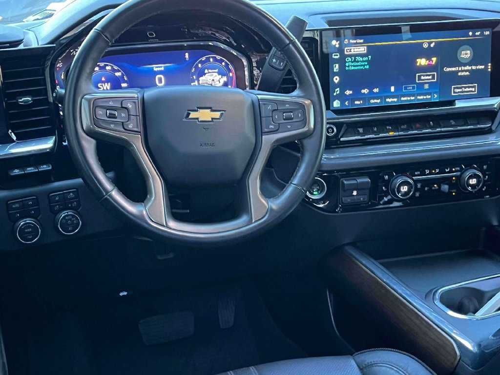 Certified 2024 Chevrolet Silverado 2500 High Country w/ High Country Premium Package AWD/4WD image 13