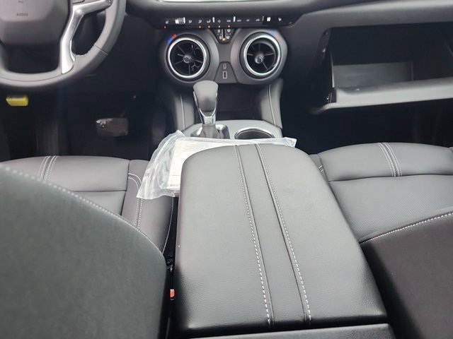 Used 2024 Chevrolet Blazer LT image 7