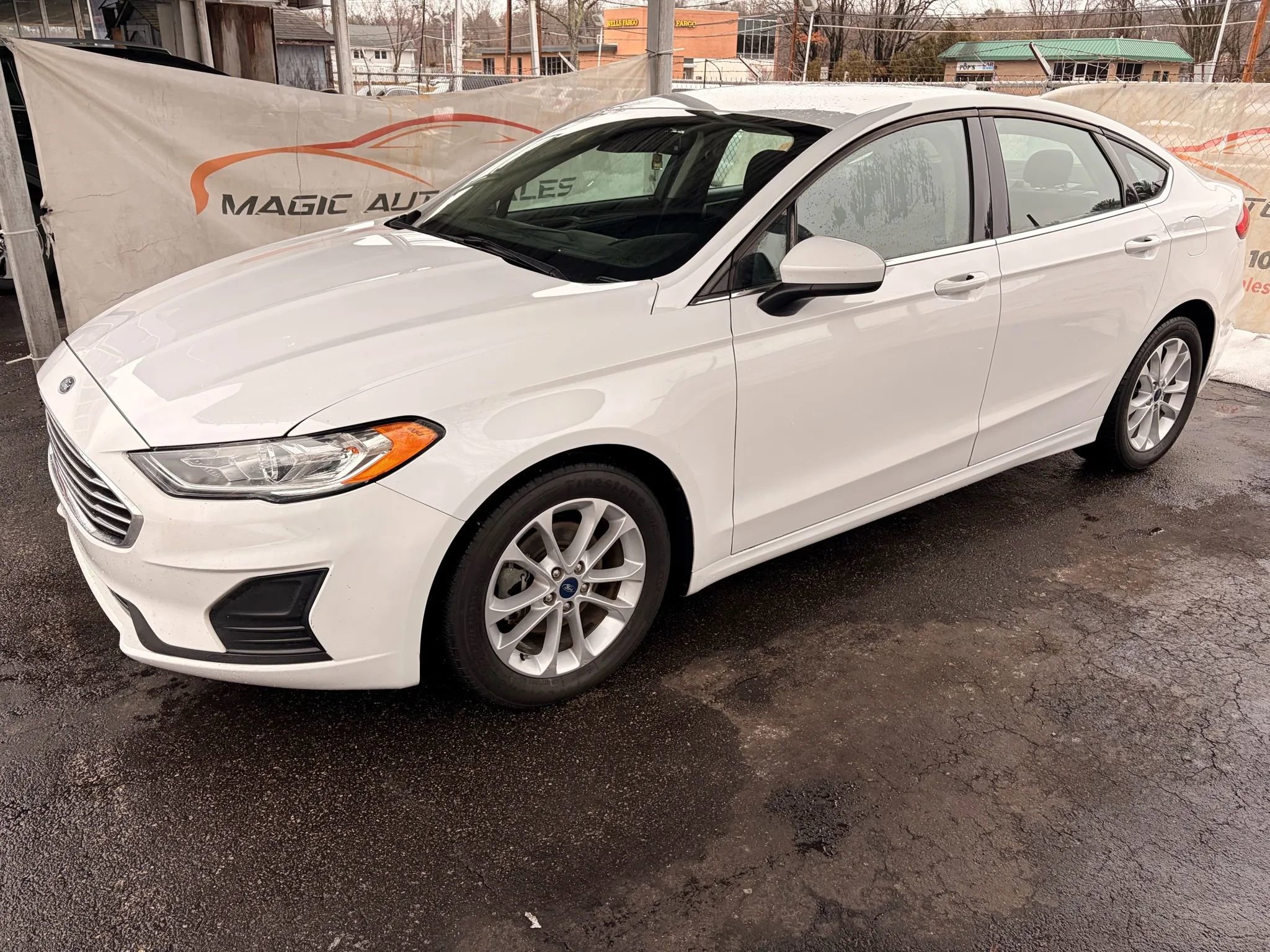 Used 2020 Ford Fusion SE image 52