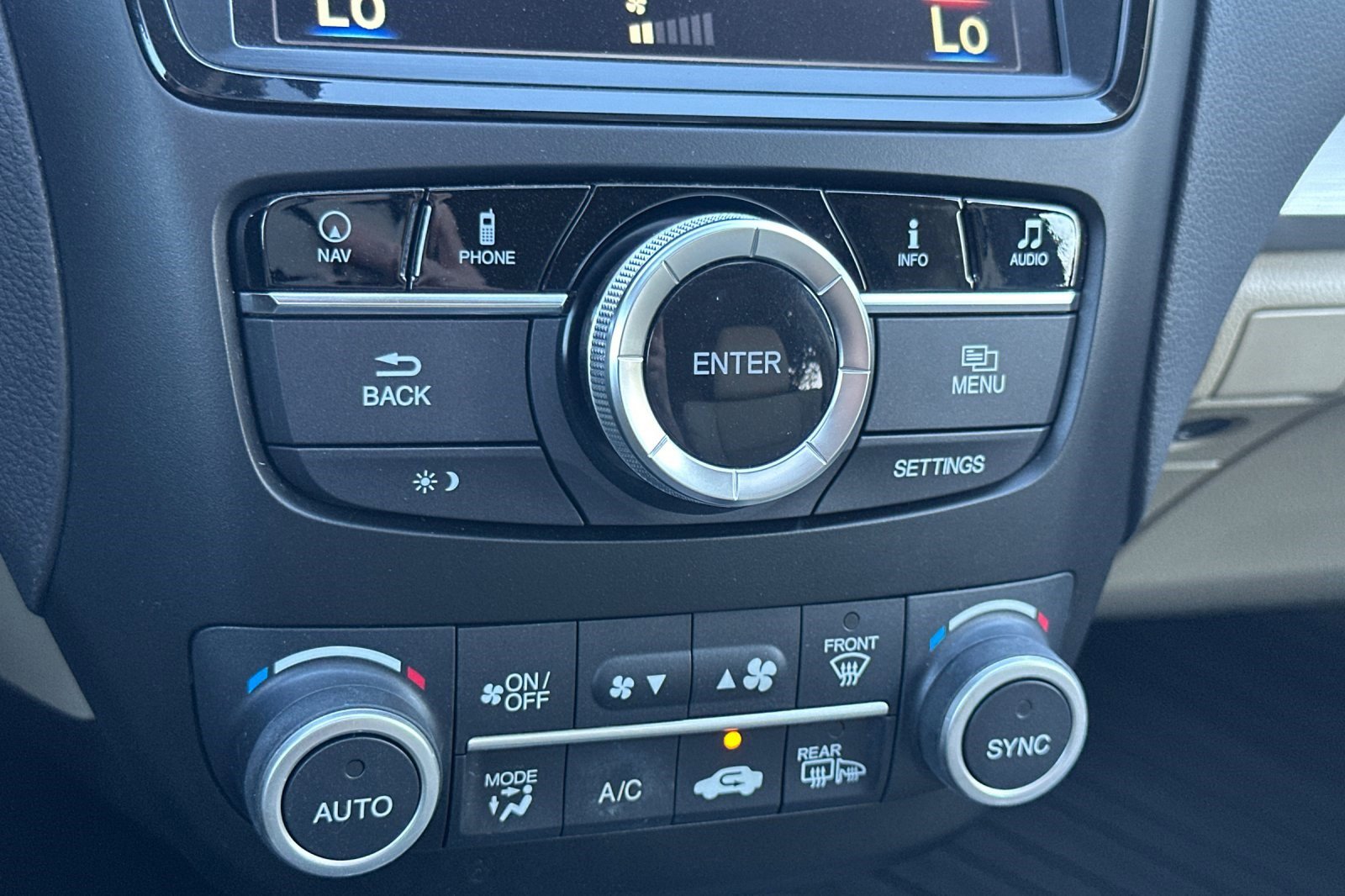 Used 2017 Acura RDX AWD w/ Technology Package image 27