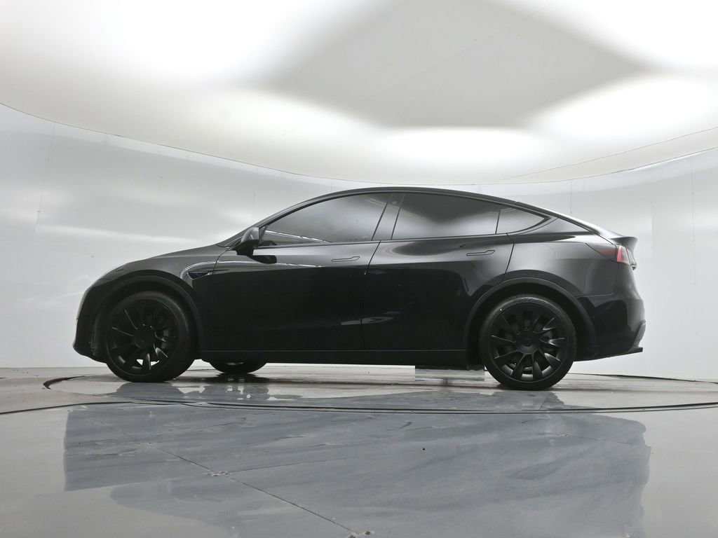 Used 2021 Tesla Model Y Long Range AWD/4WD image 44