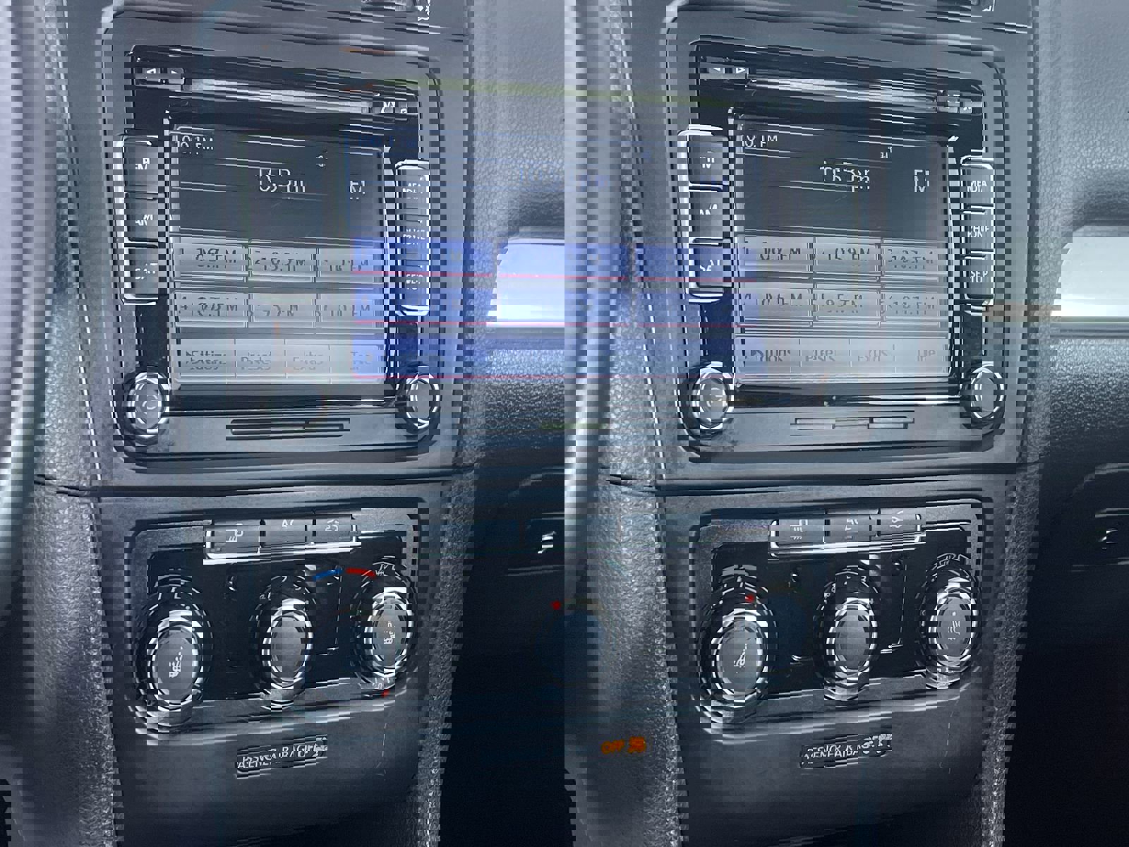 Used 2012 Volkswagen Golf TDI image 17