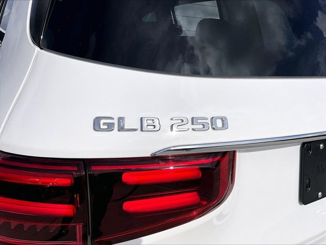 New 2026 Mercedes-Benz GLB 250 image 28