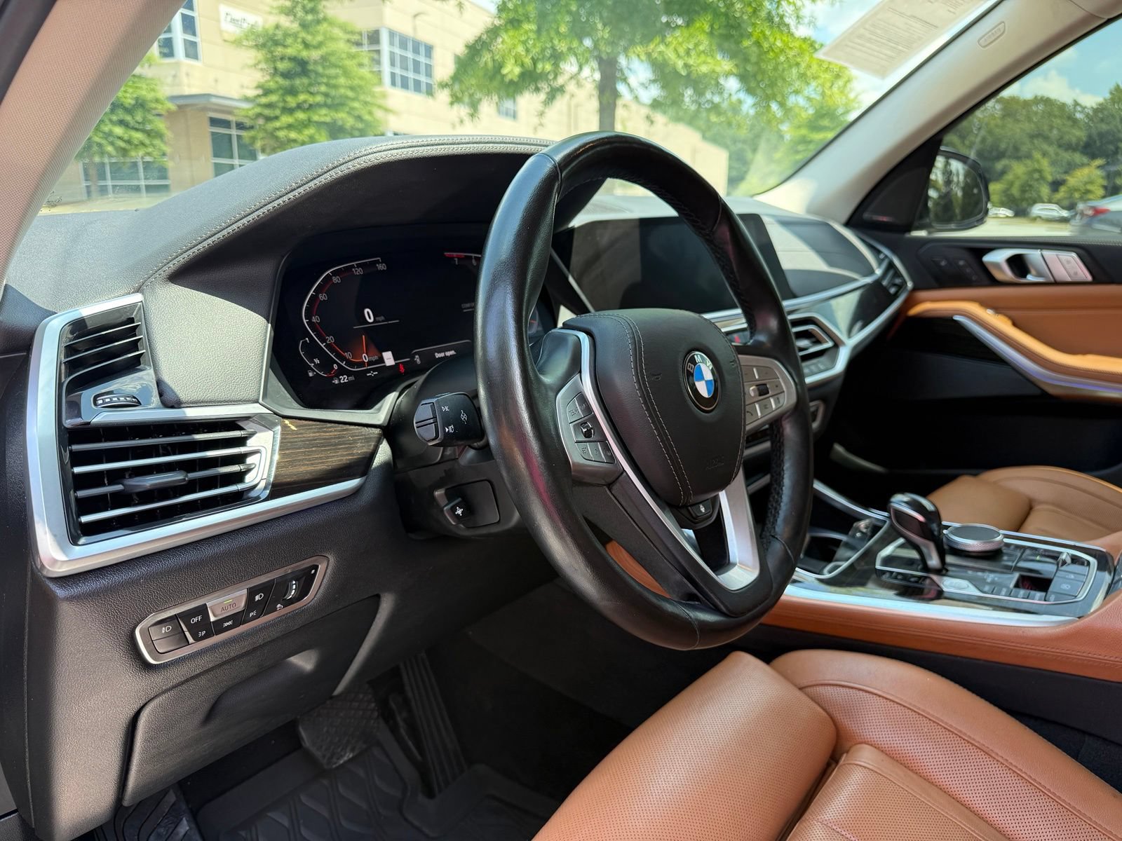 Used 2019 BMW X7 xDrive40i w/ Premium Package AWD/4WD image 22