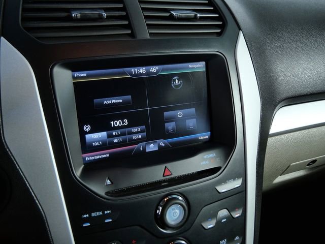 Used 2013 Ford Explorer XLT image 19