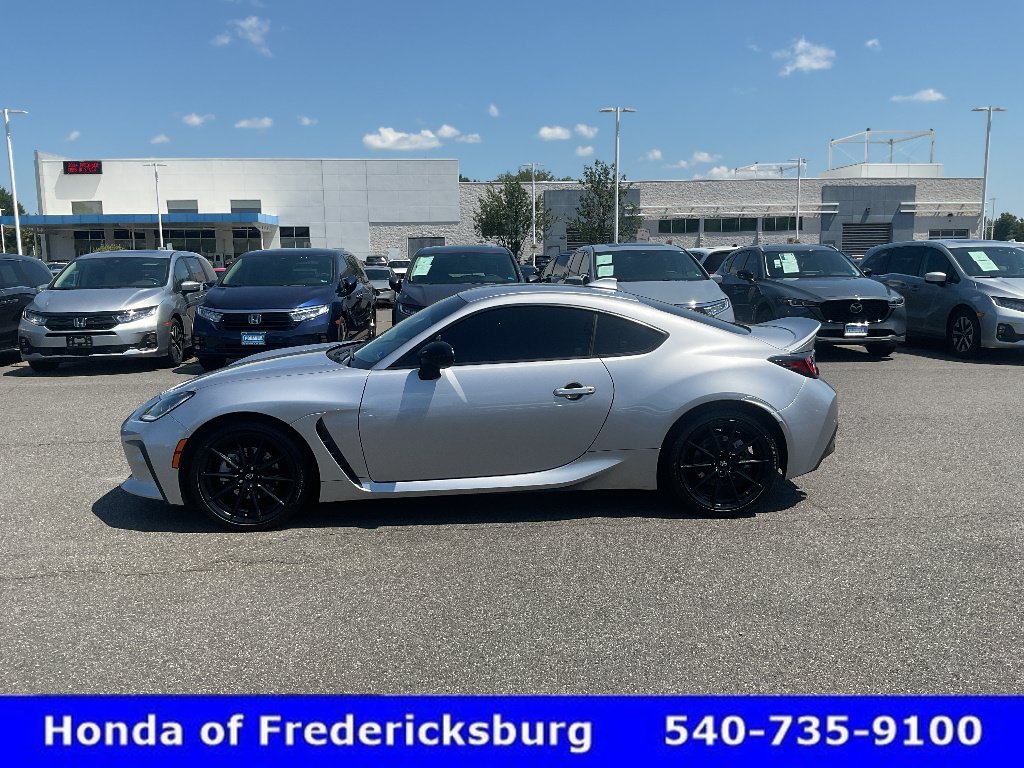 Used 2022 Toyota GR86 Premium w/ ALL Weather Mat Package (TMS) RWD image 7