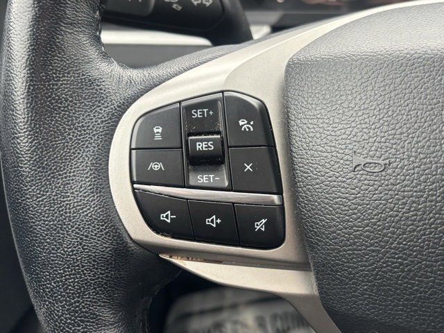 Used 2022 Ford Explorer XLT w/ Equipment Group 202A image 18